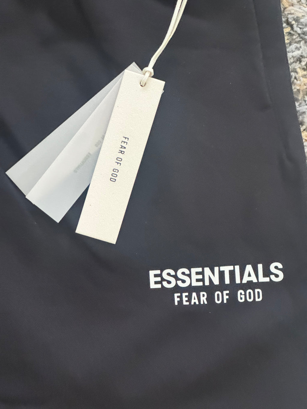 Black essentials shorts