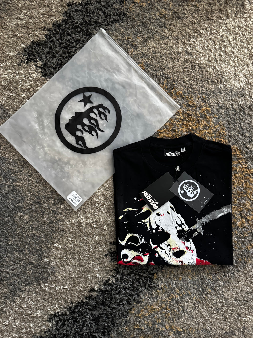 HS graphic tee