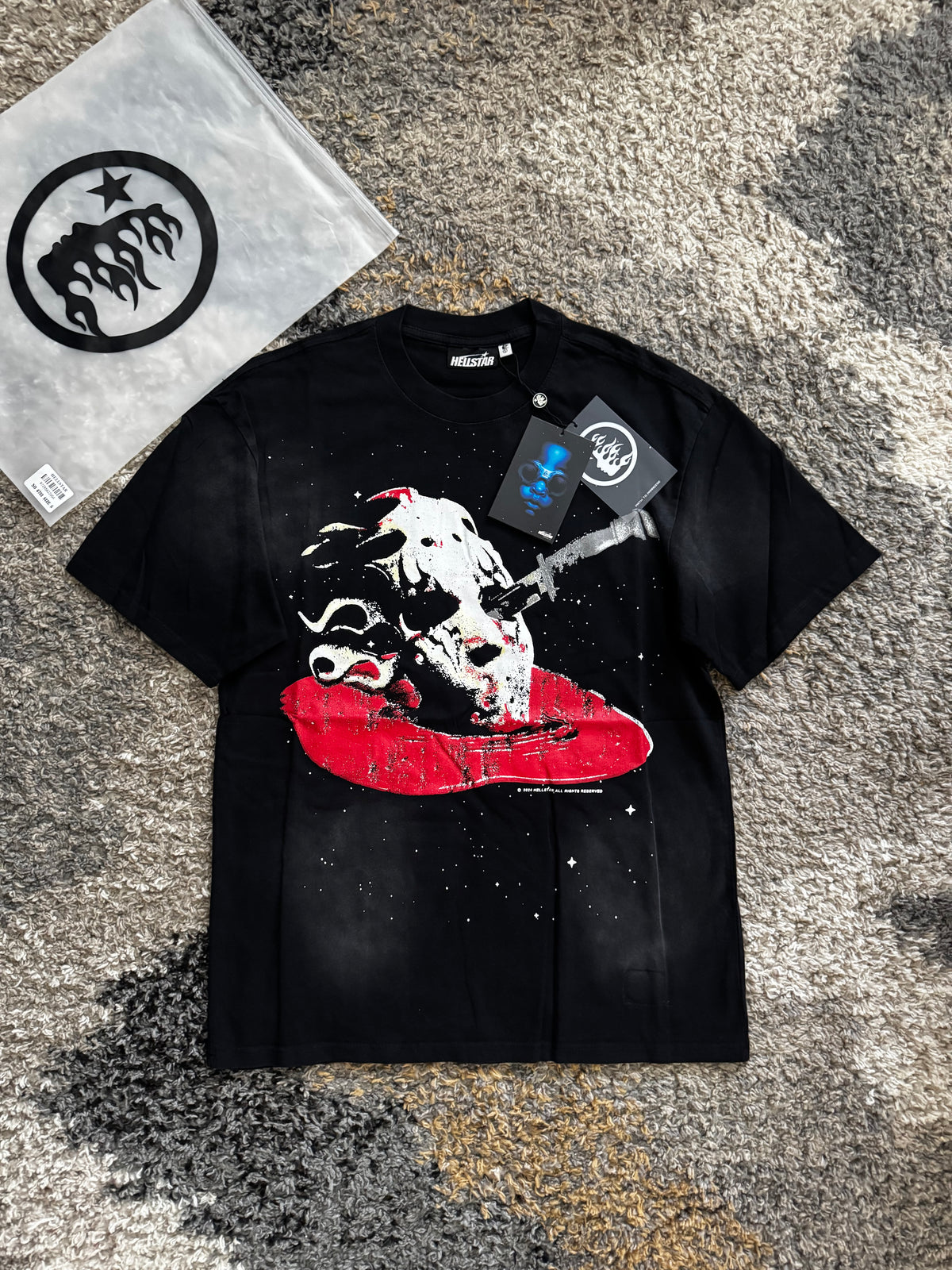 HS graphic tee