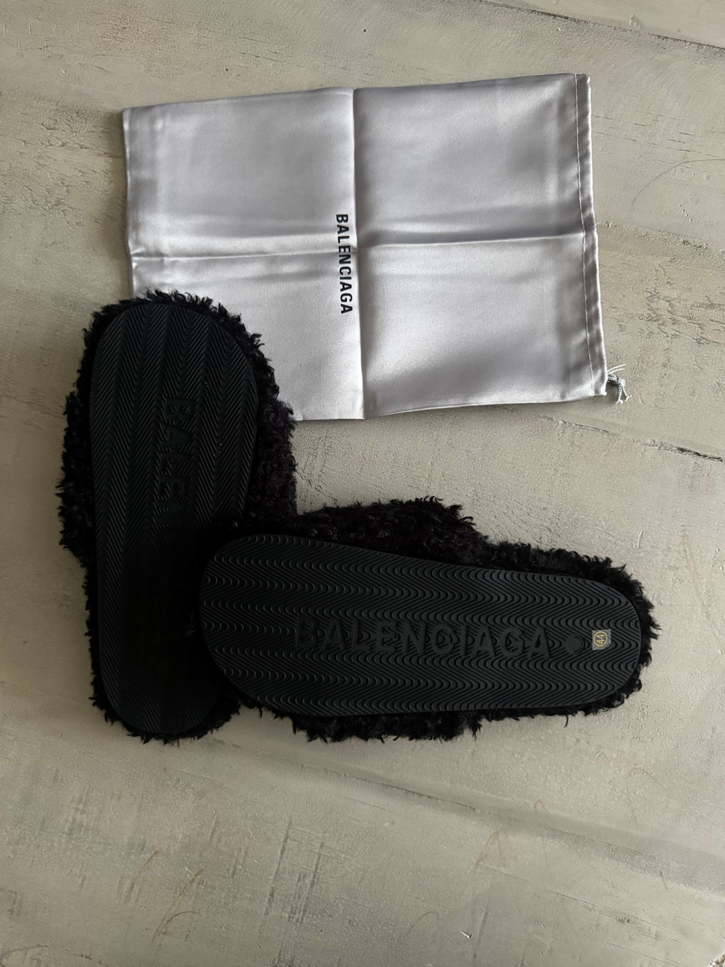 B Black slides